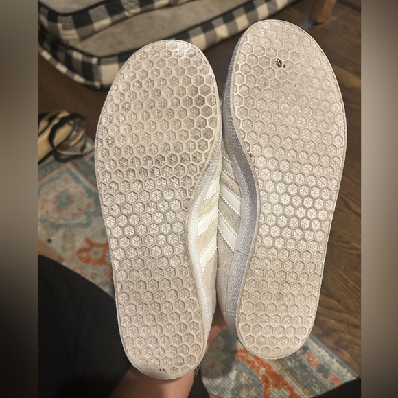 Adidas Gazelle Beige / White Sneakers W 7.5 - Picture 10 of 13